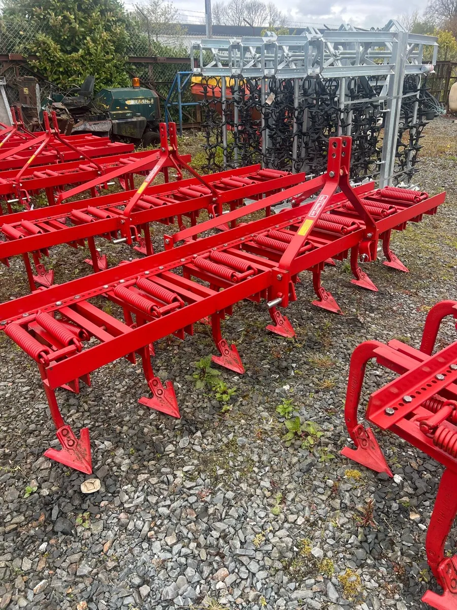 HEAVY DUTY 13 TINE GRUBBER - Image 1