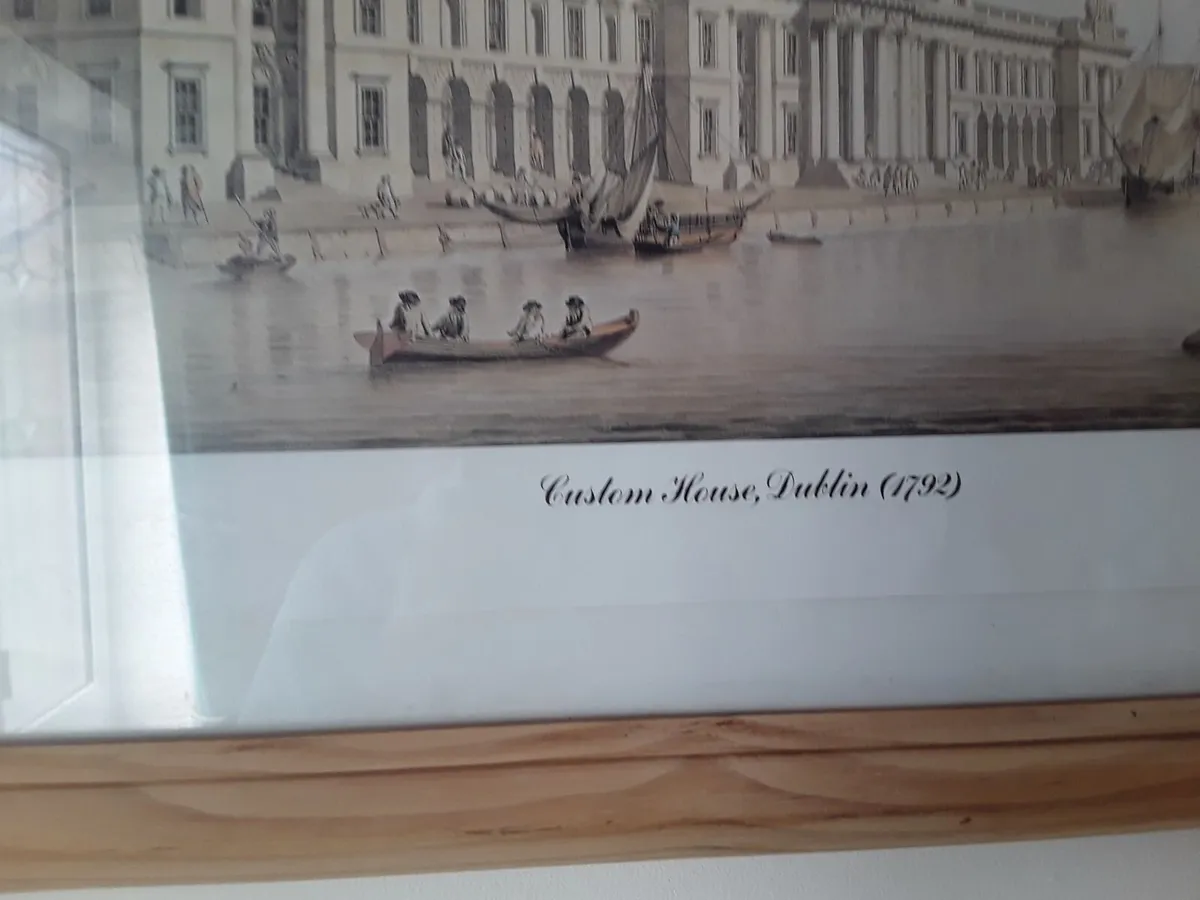 Large picture of the Custom House Dublin - Image 3