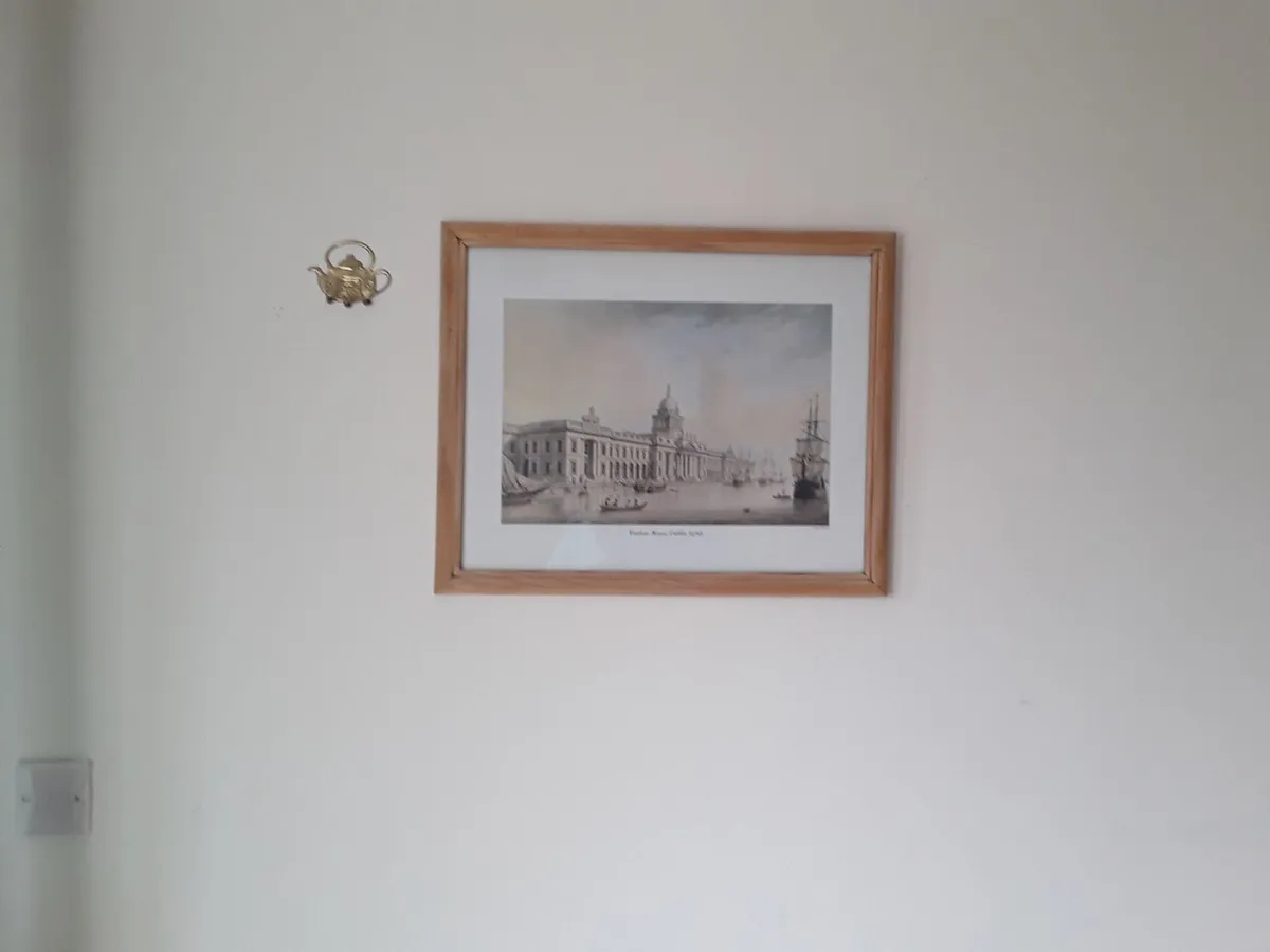 Large picture of the Custom House Dublin - Image 2