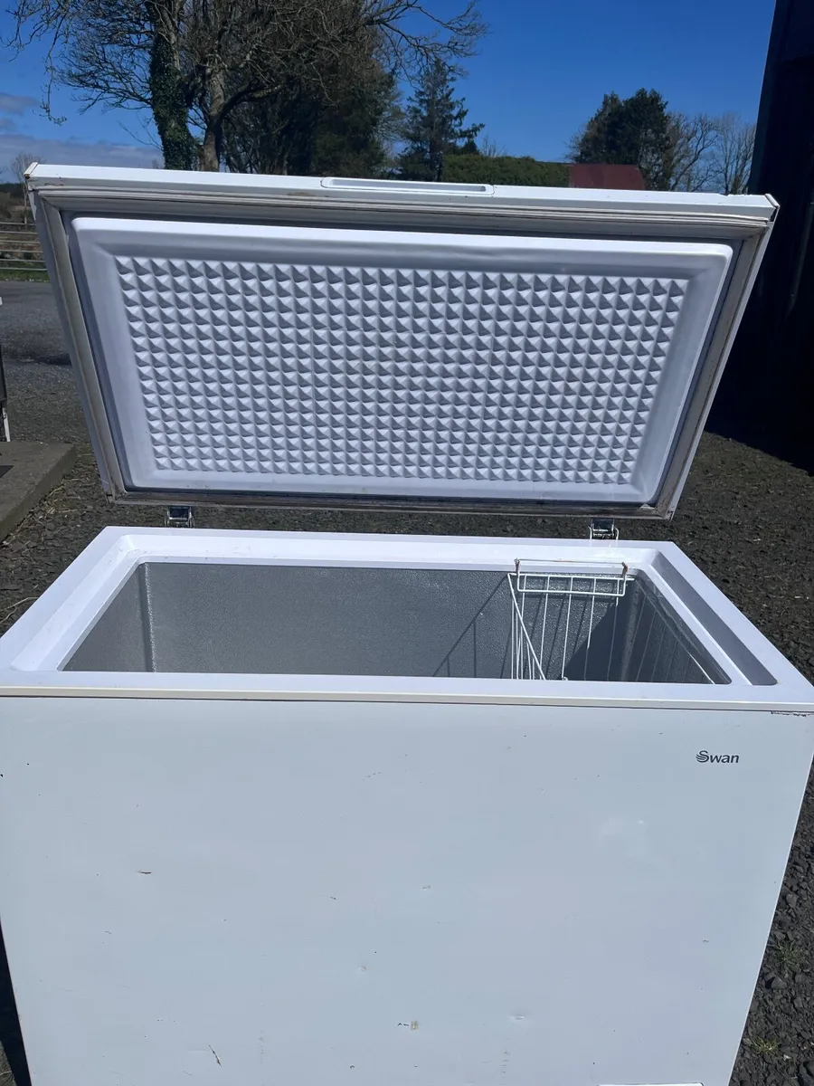 Chest freezer - Image 1