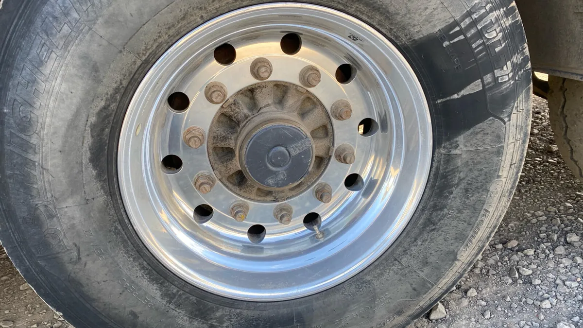 2018 Dennison Steel aggregate tipping trailer - Image 3