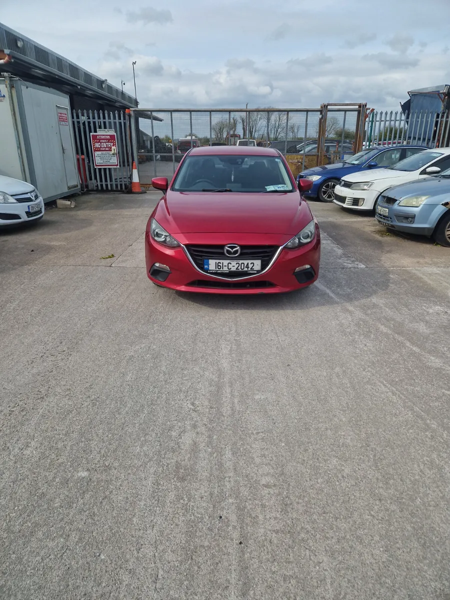 161 mazda 3 for breaking - Image 1