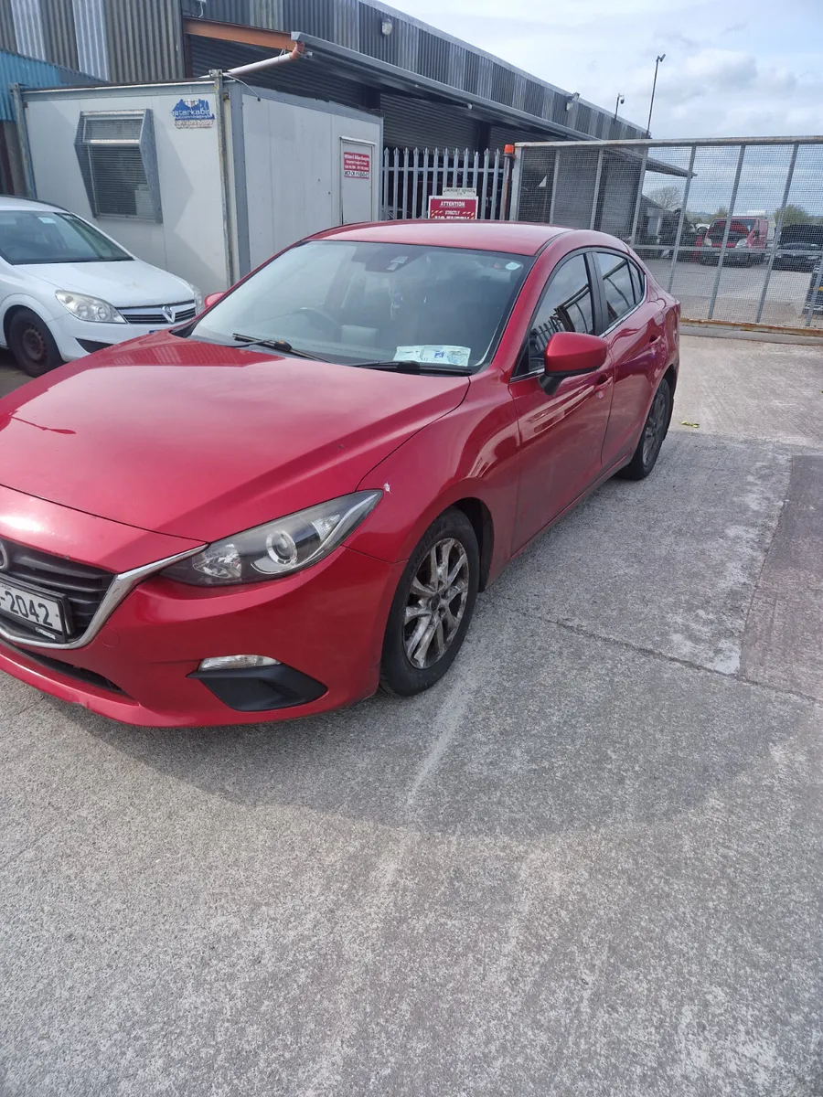161 mazda 3 for breaking - Image 2
