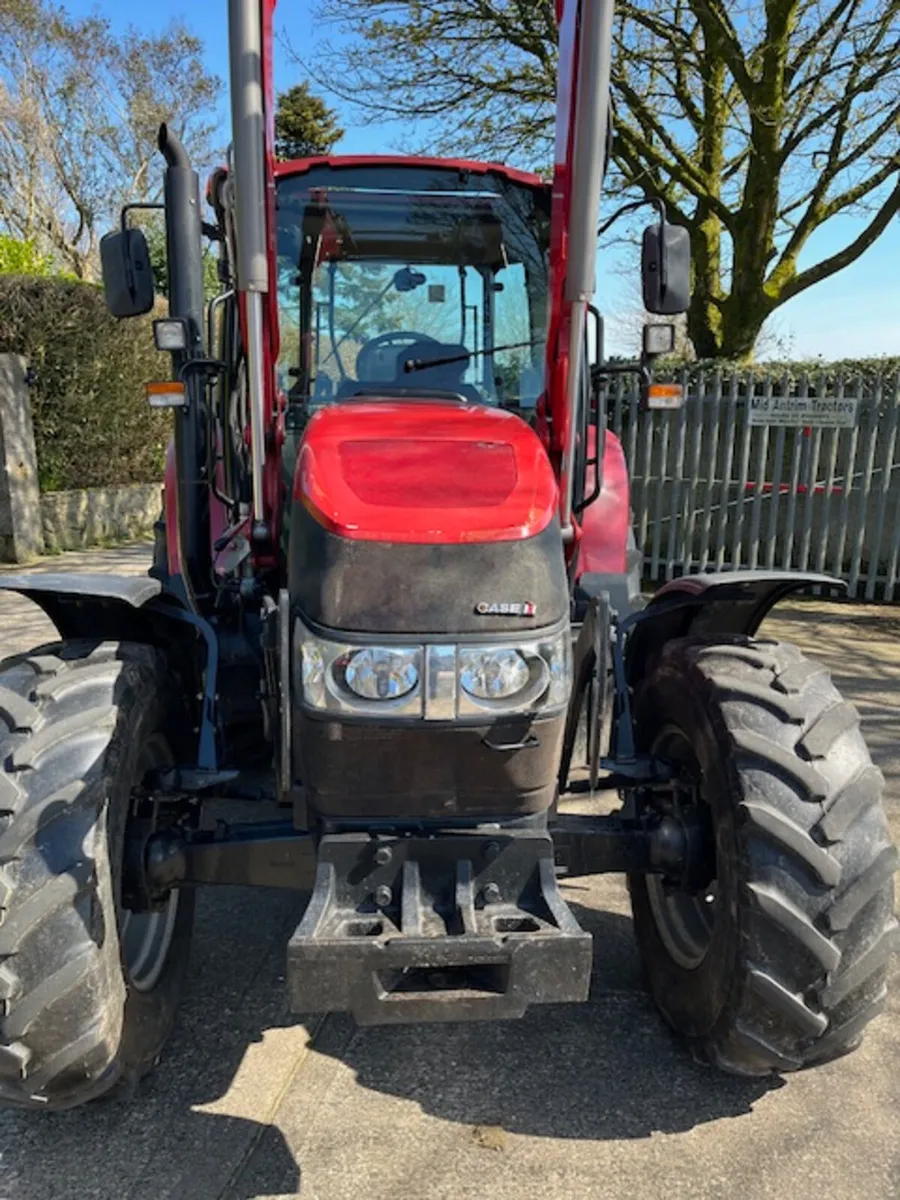 Case - IH Farmall 105U c/w LRZ 100 Loader - Image 2