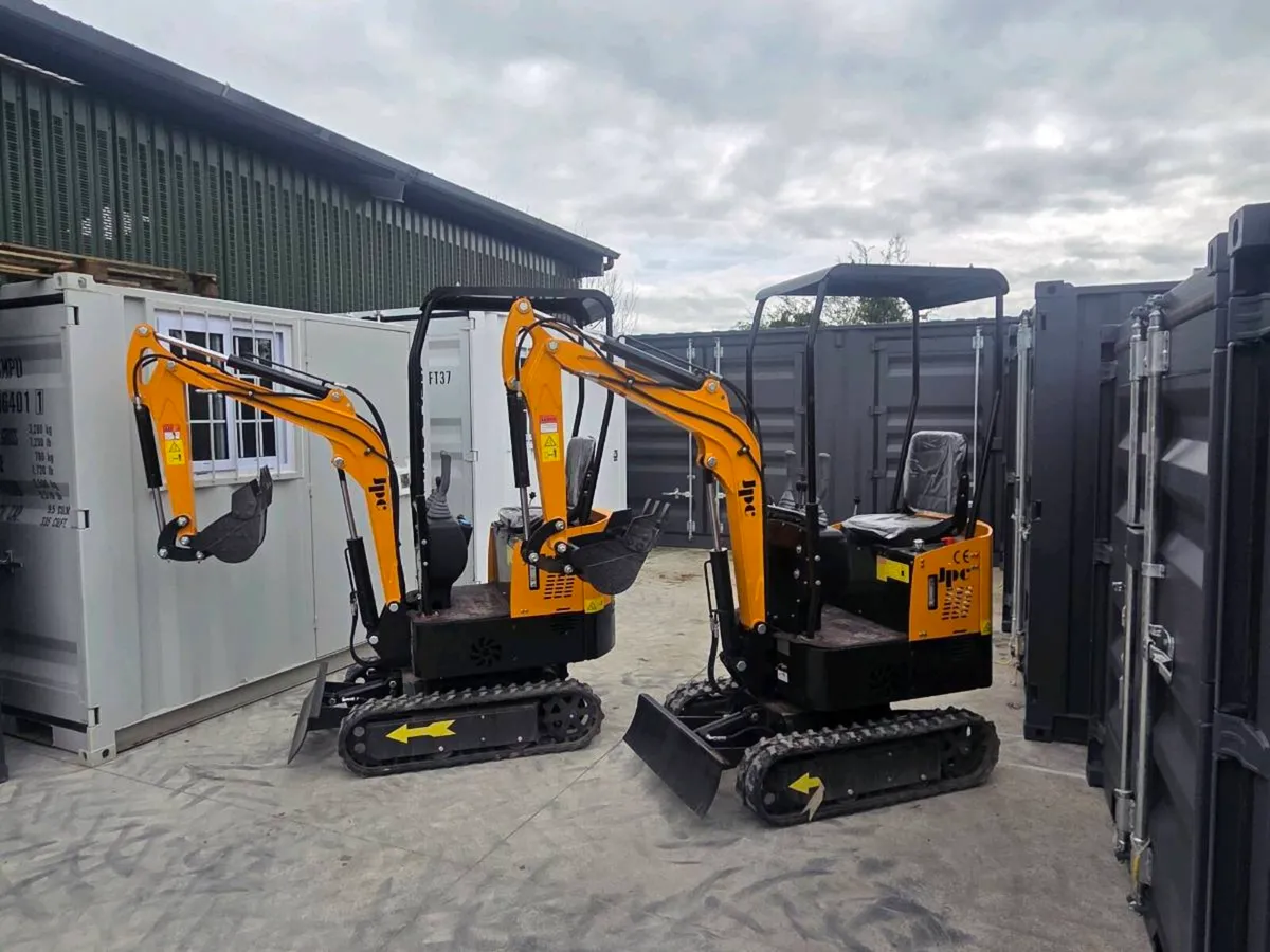 Mini digger - Image 4