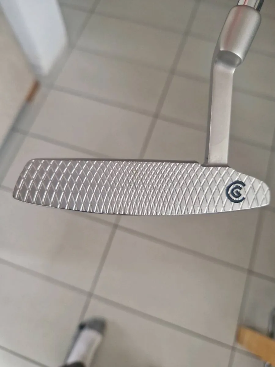 Cleveland blade putter - Image 1