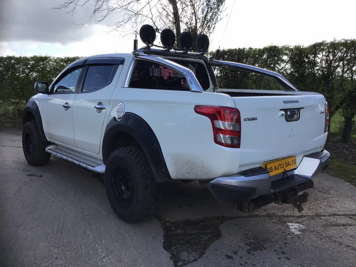 Mitsubishi L200 2017 - Image 4