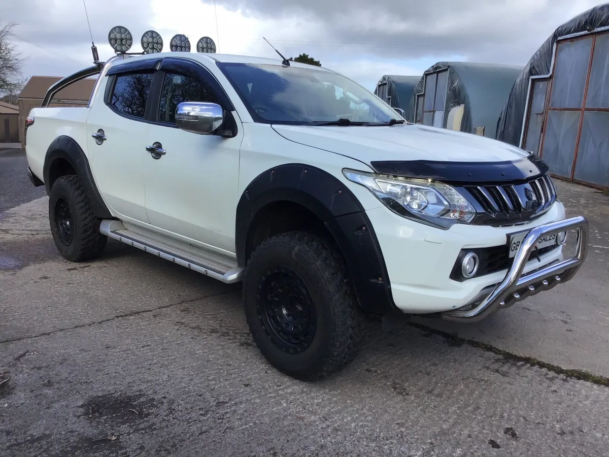 Mitsubishi L200 2017 - Image 1