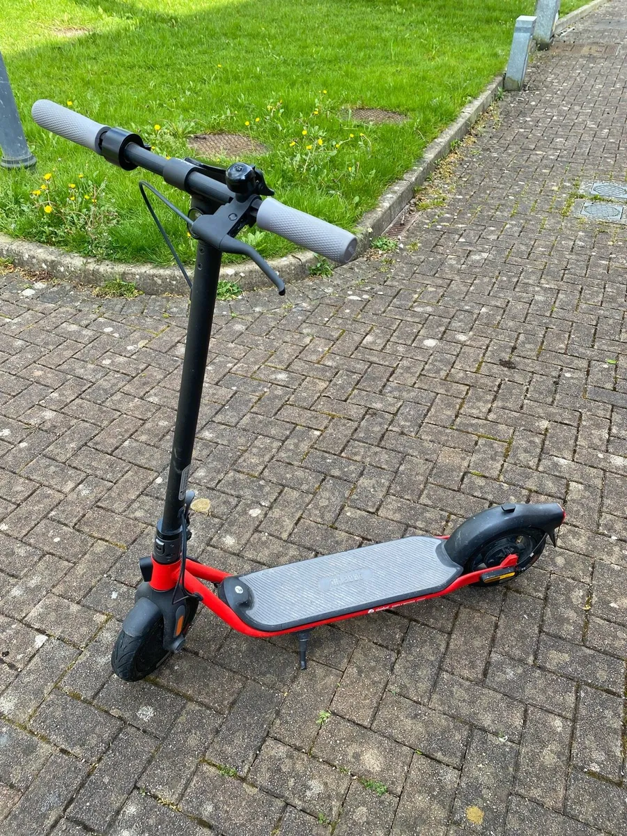 Electric scooter - Image 1