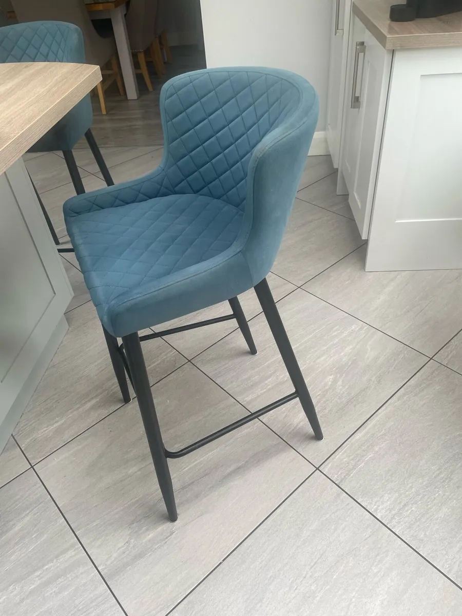 Bar stools x4 - Image 1