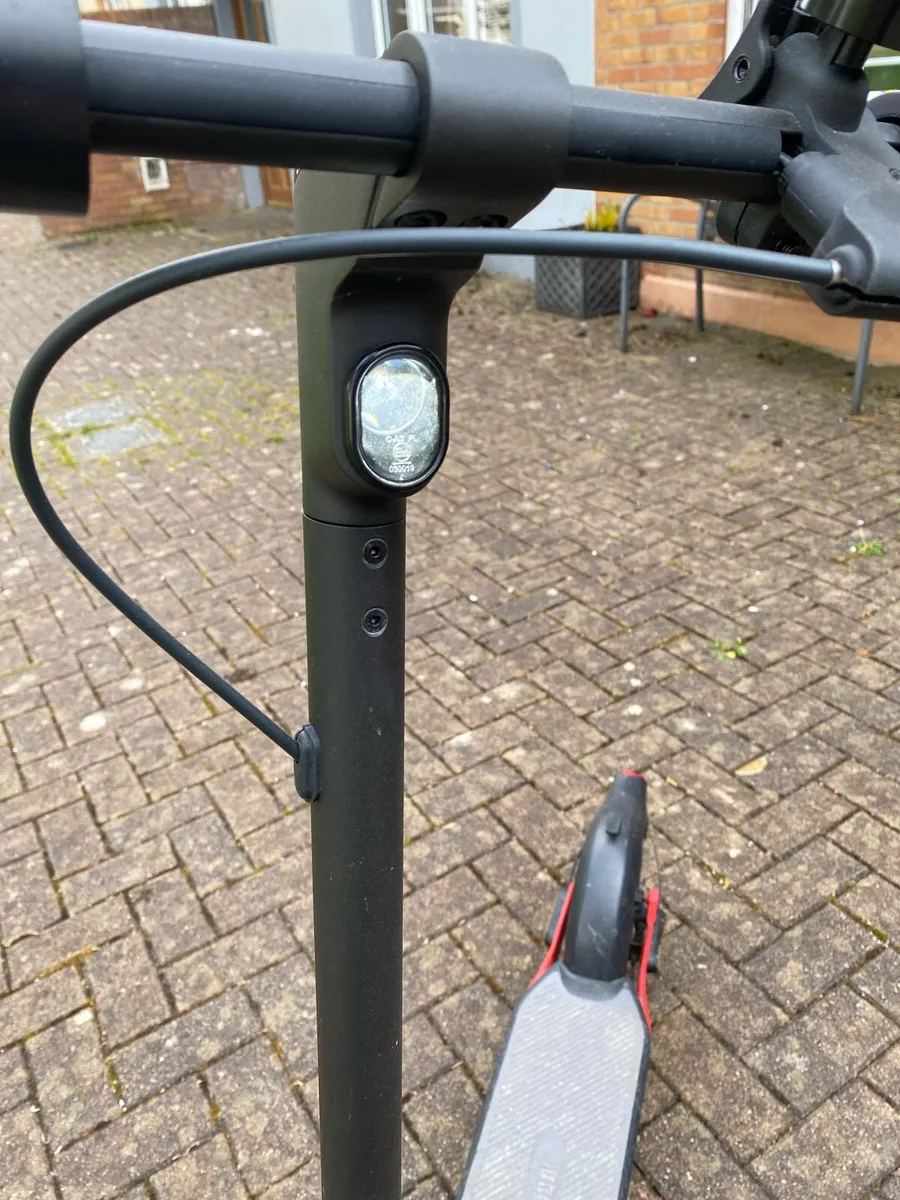 Electric scooter - Image 4