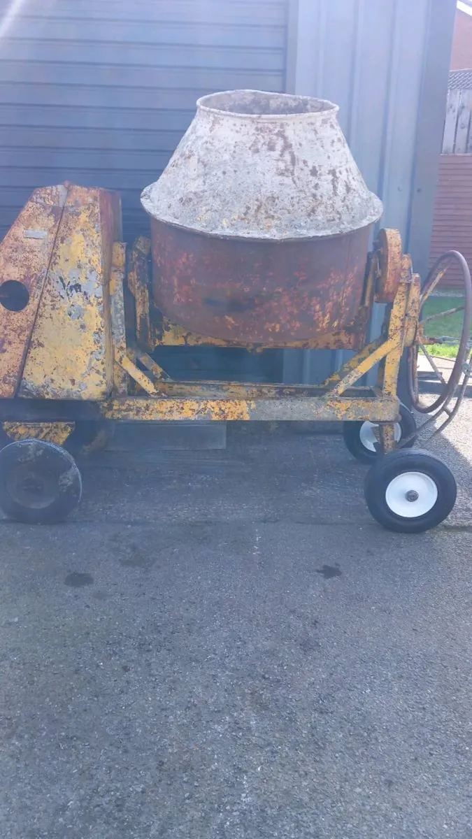 Benford RG cement mixer - Image 1