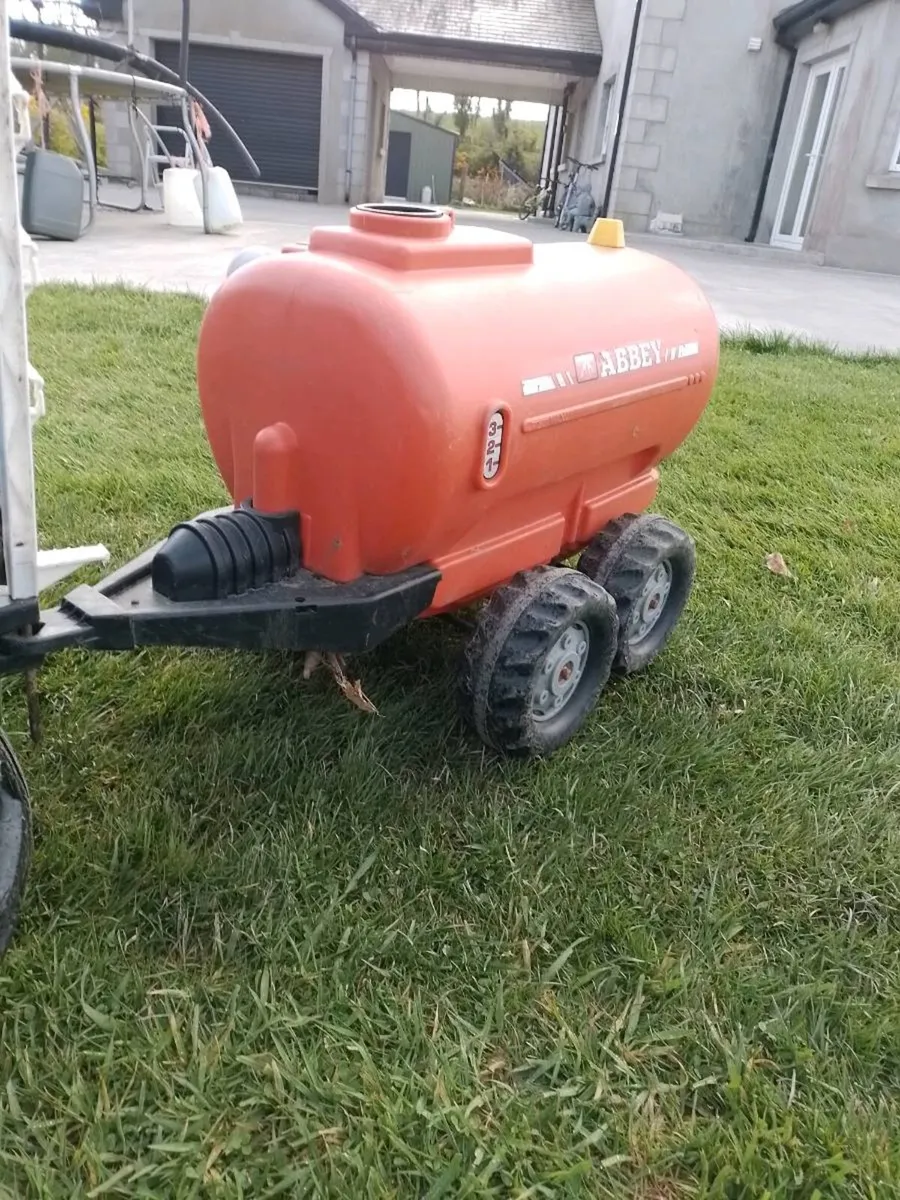 Toy abbey slurry tank - Image 2