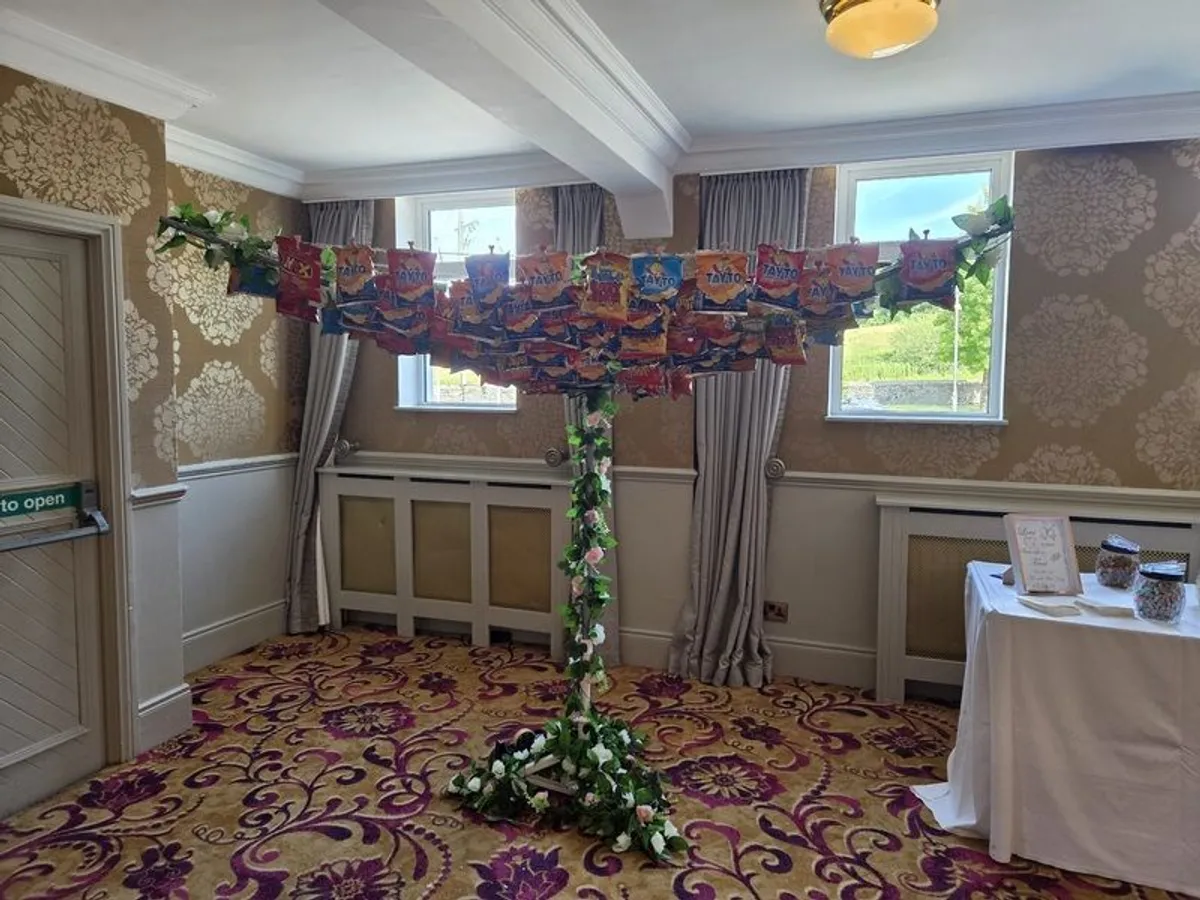 Wedding Crisps Wall / Tree / Line - Image 2