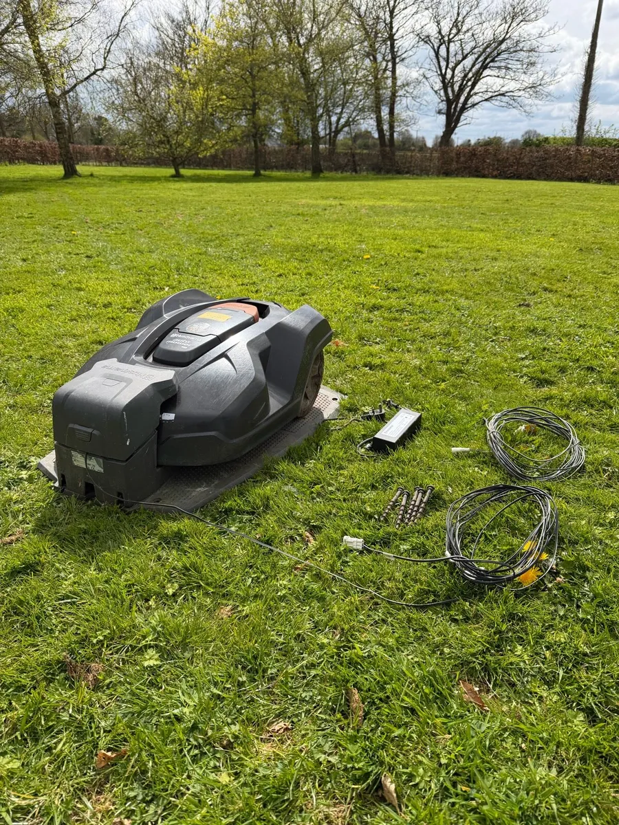 Husqvarna Automower 420 - Image 1