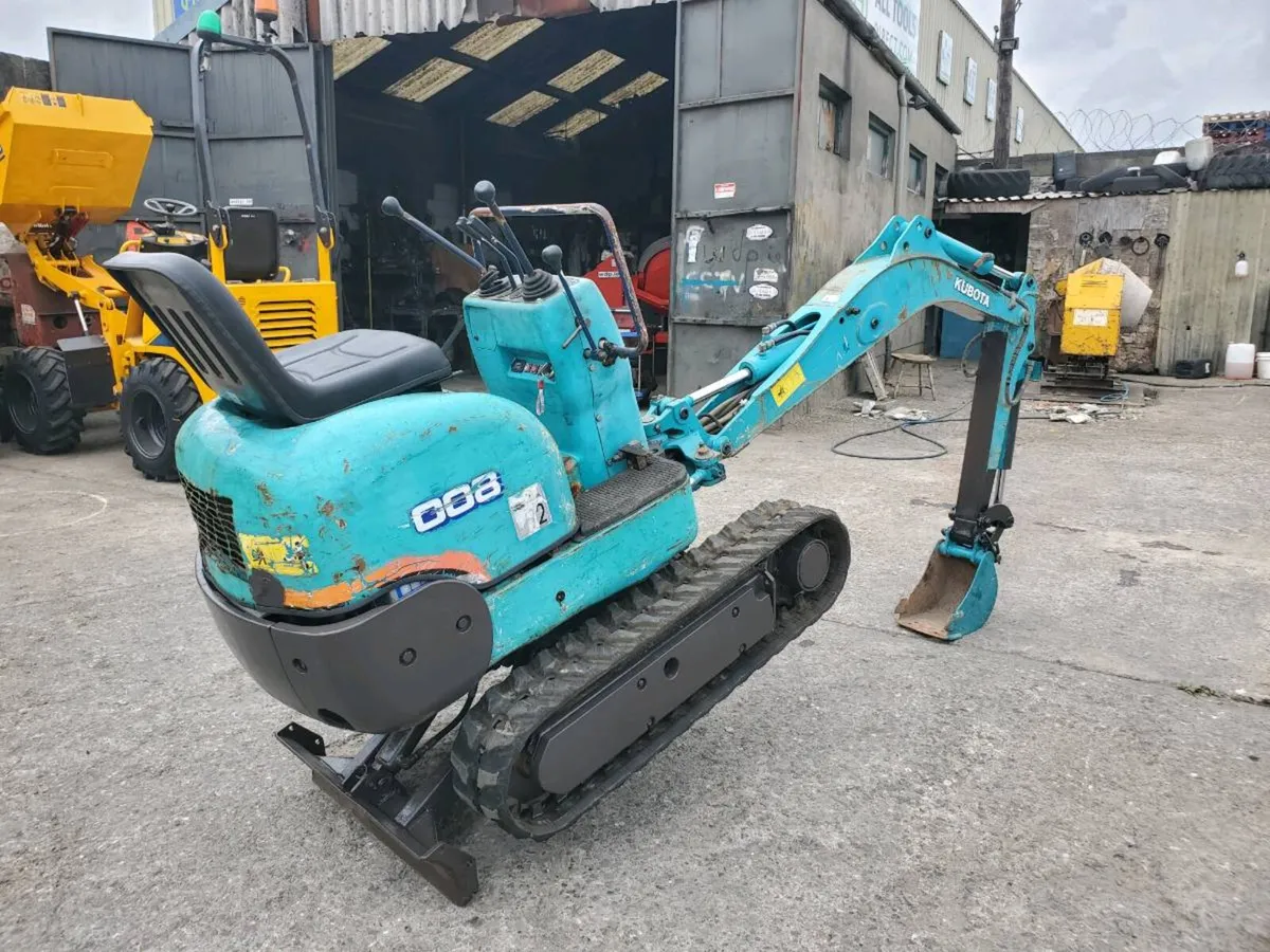 Kubota micro digger - Image 1