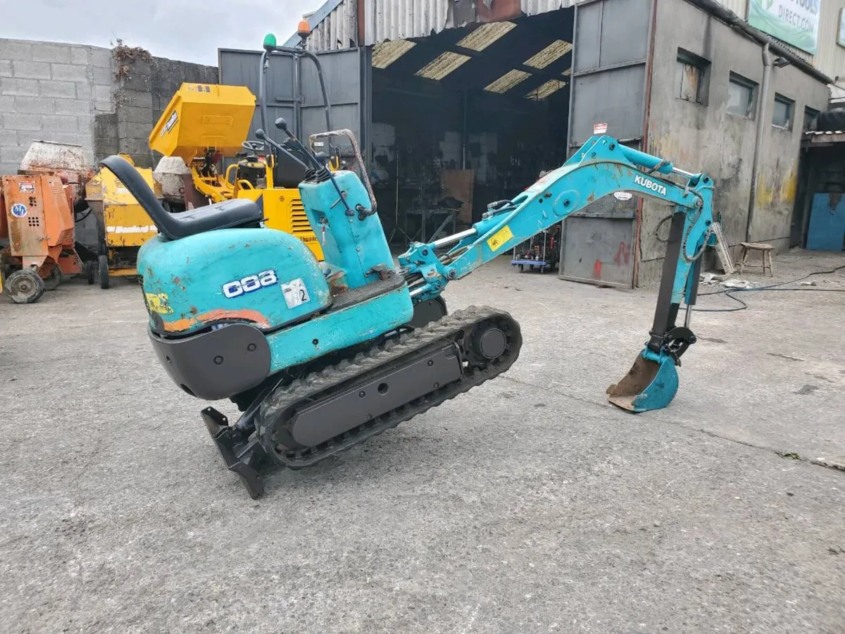 Kubota micro digger - Image 2