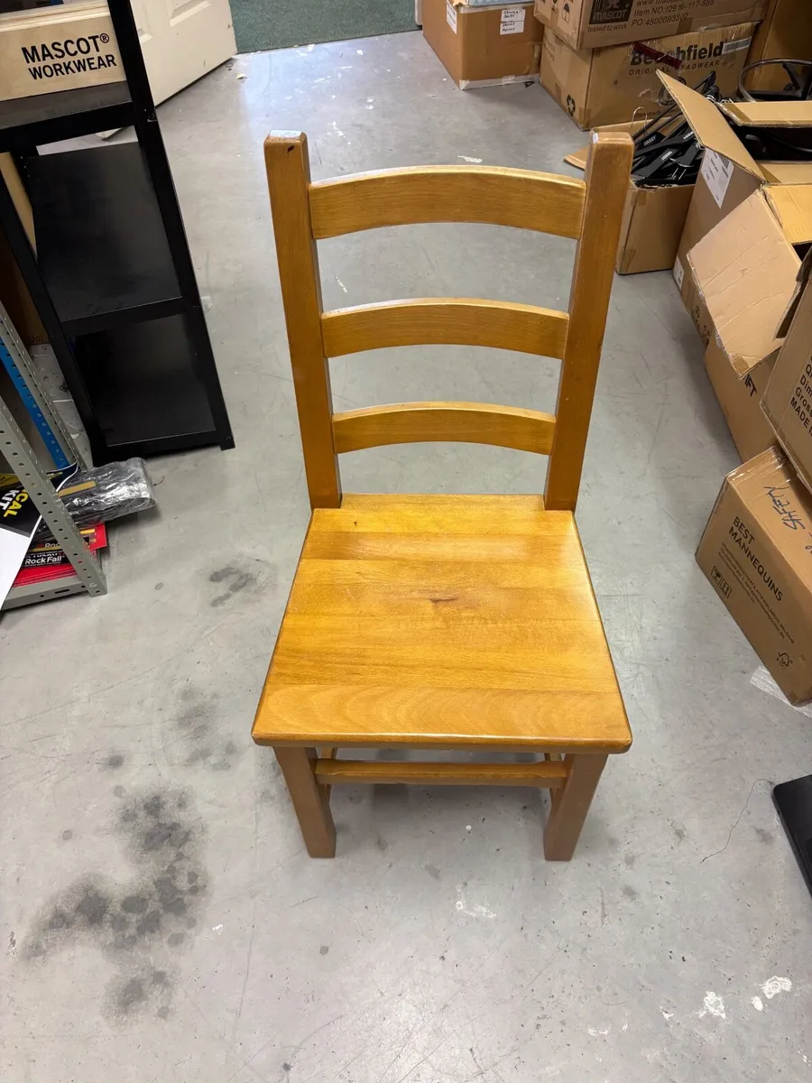 4 x Solid oak kitchen chairs - Image 1