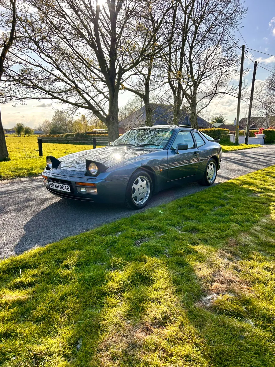 Beautiful Porsche 944 S2 - Image 3