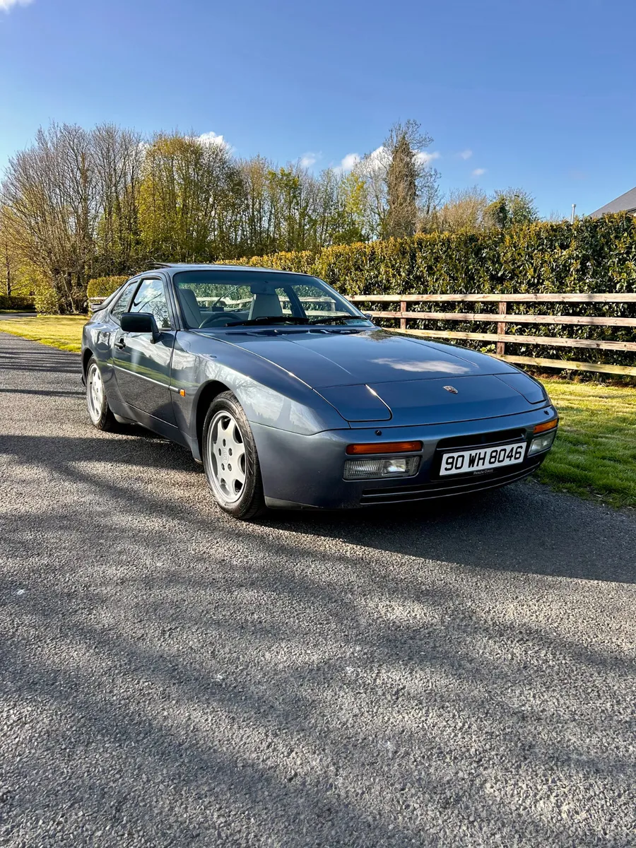 Beautiful Porsche 944 S2 - Image 2