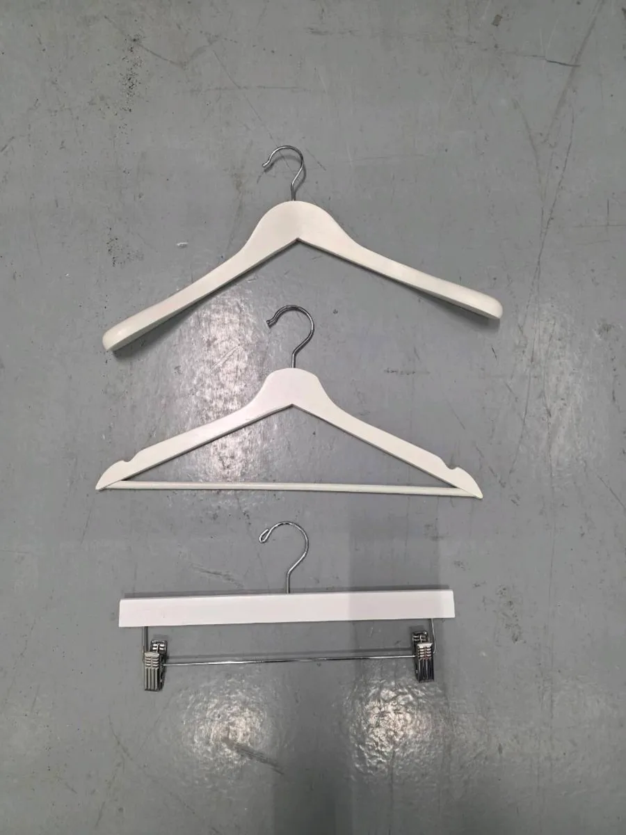 White Hangers - Image 1