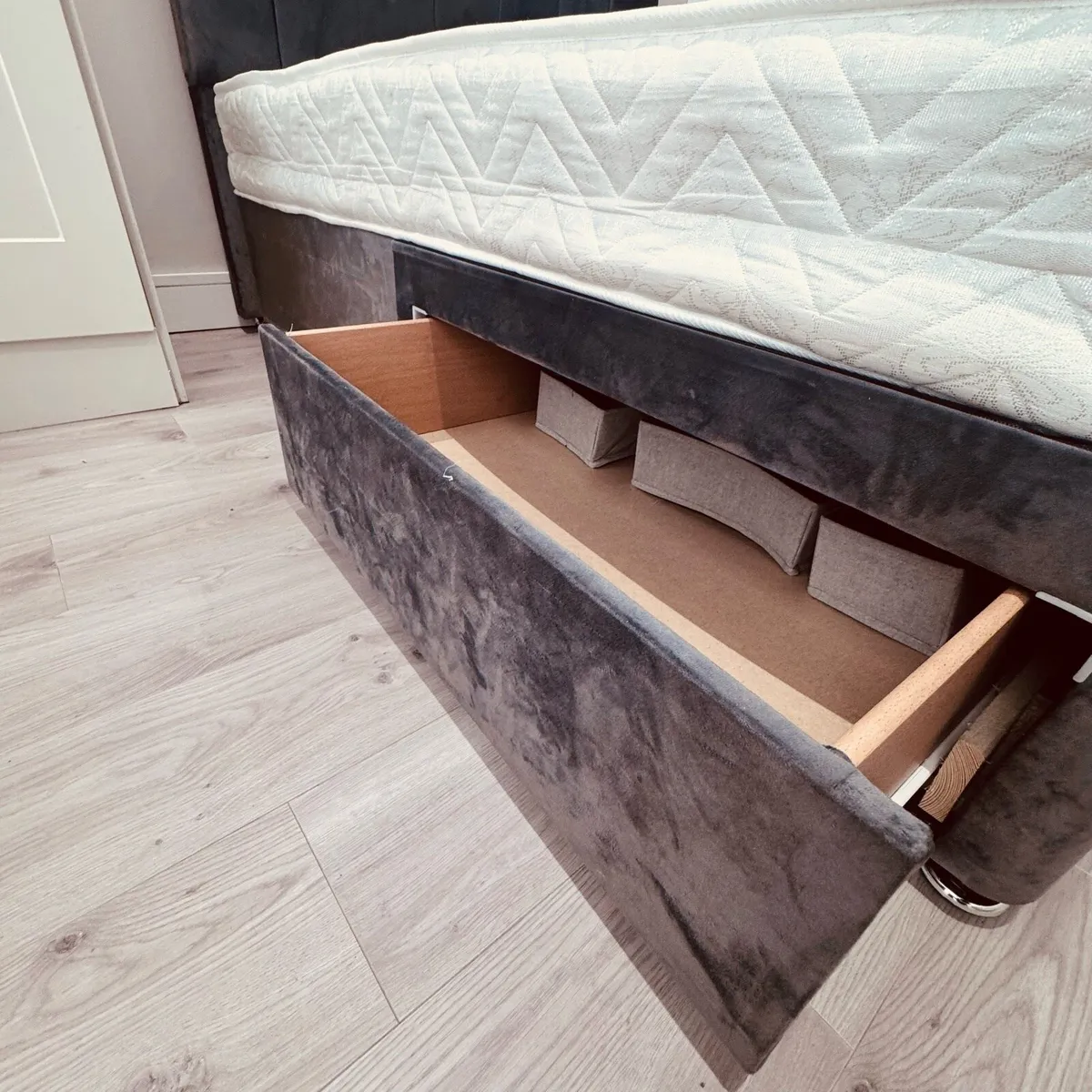 Double bed - Image 4