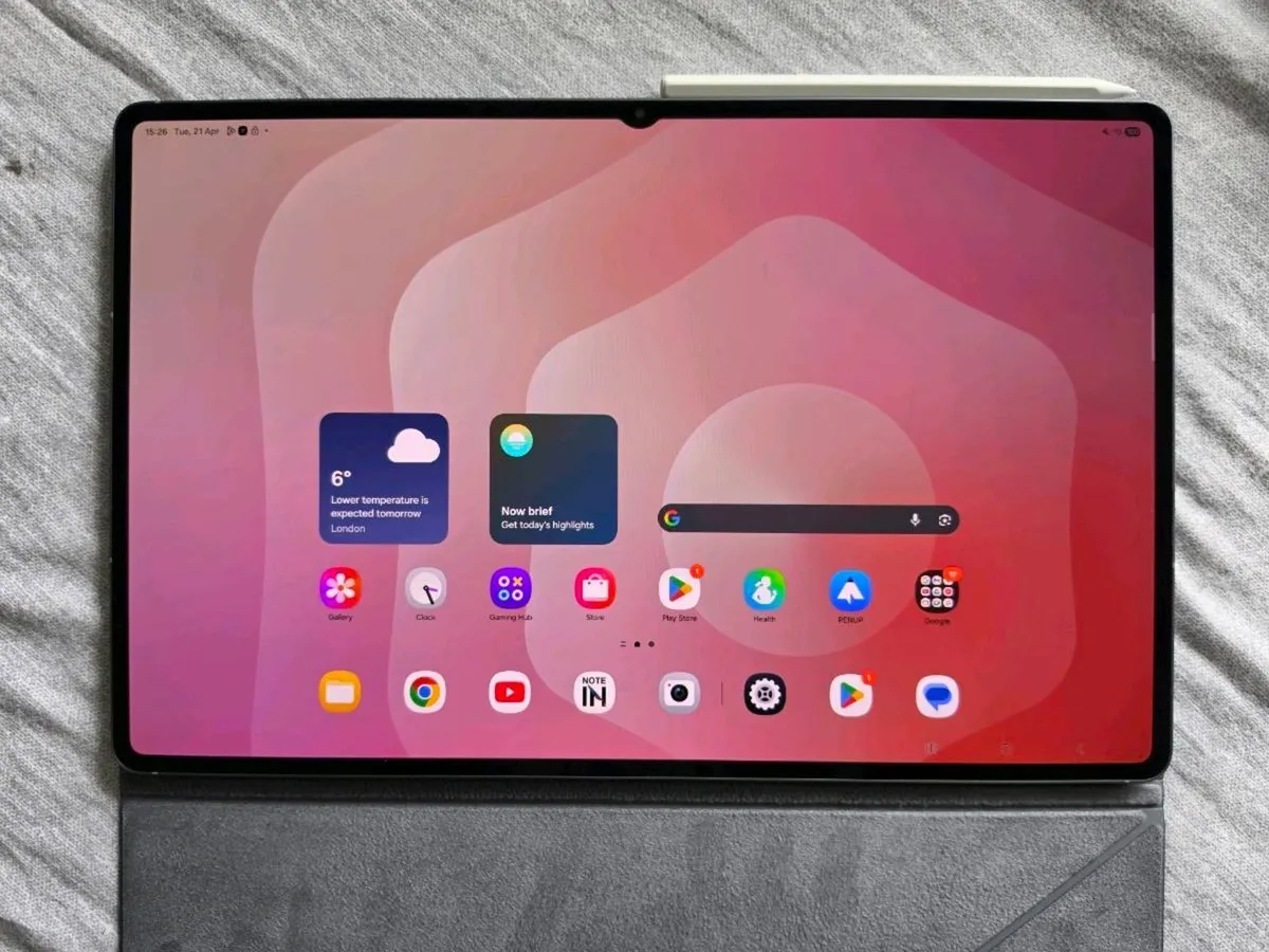 Samsung 256GB S11 Tab Ultra with Folio Case - Image 1