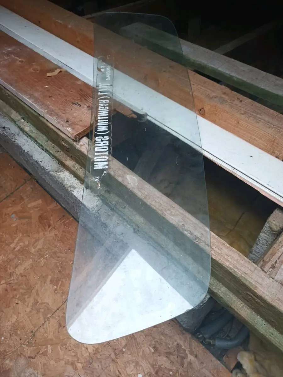 Ford Anglia 105E Rear Screen