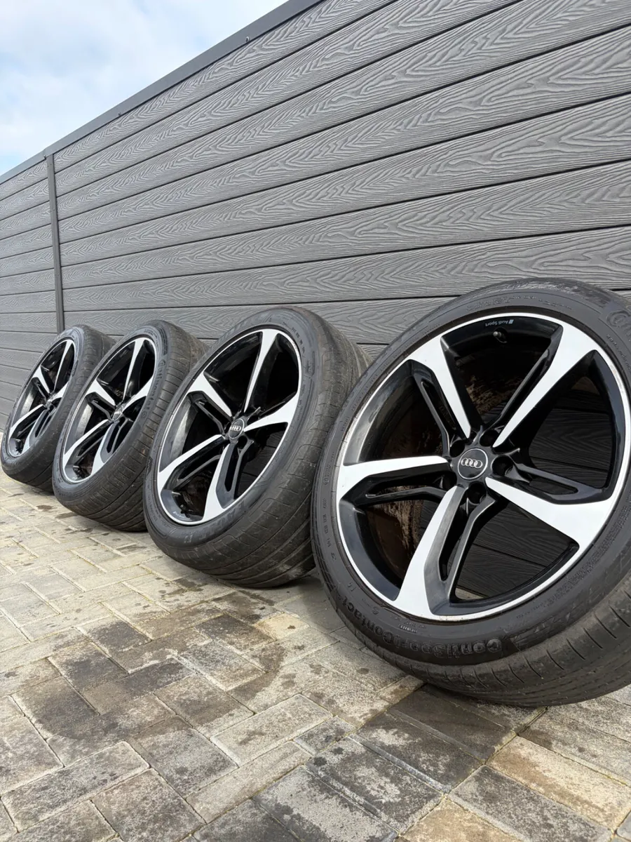 21” GENUINE AUDI Q7 ALLOY WHEELS & TYRES - Image 1