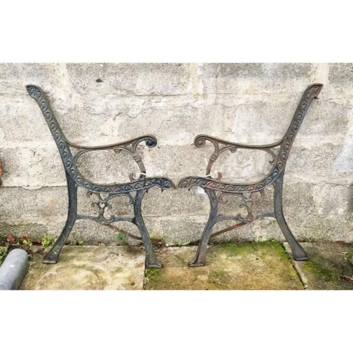 Cast Iron Bench Ends KAS1106 - Image 1