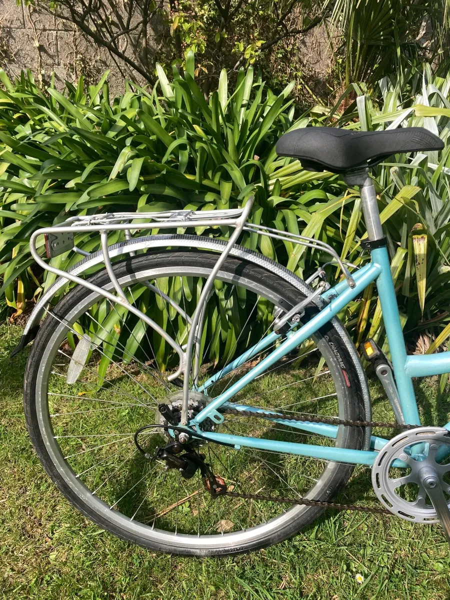 Ladies Hybrid Bike - Image 4