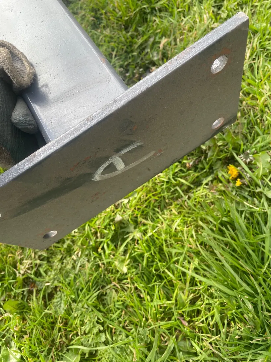 3 Steel beams - Image 4