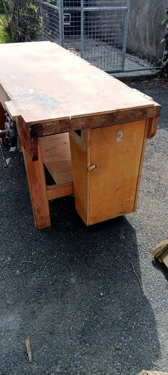 Wood work bench - Image 3