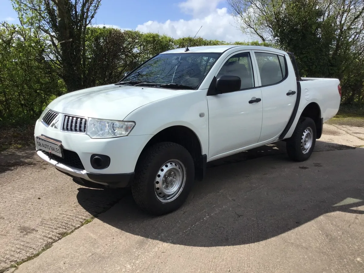 Mitsubishi L200 2014 - Image 1