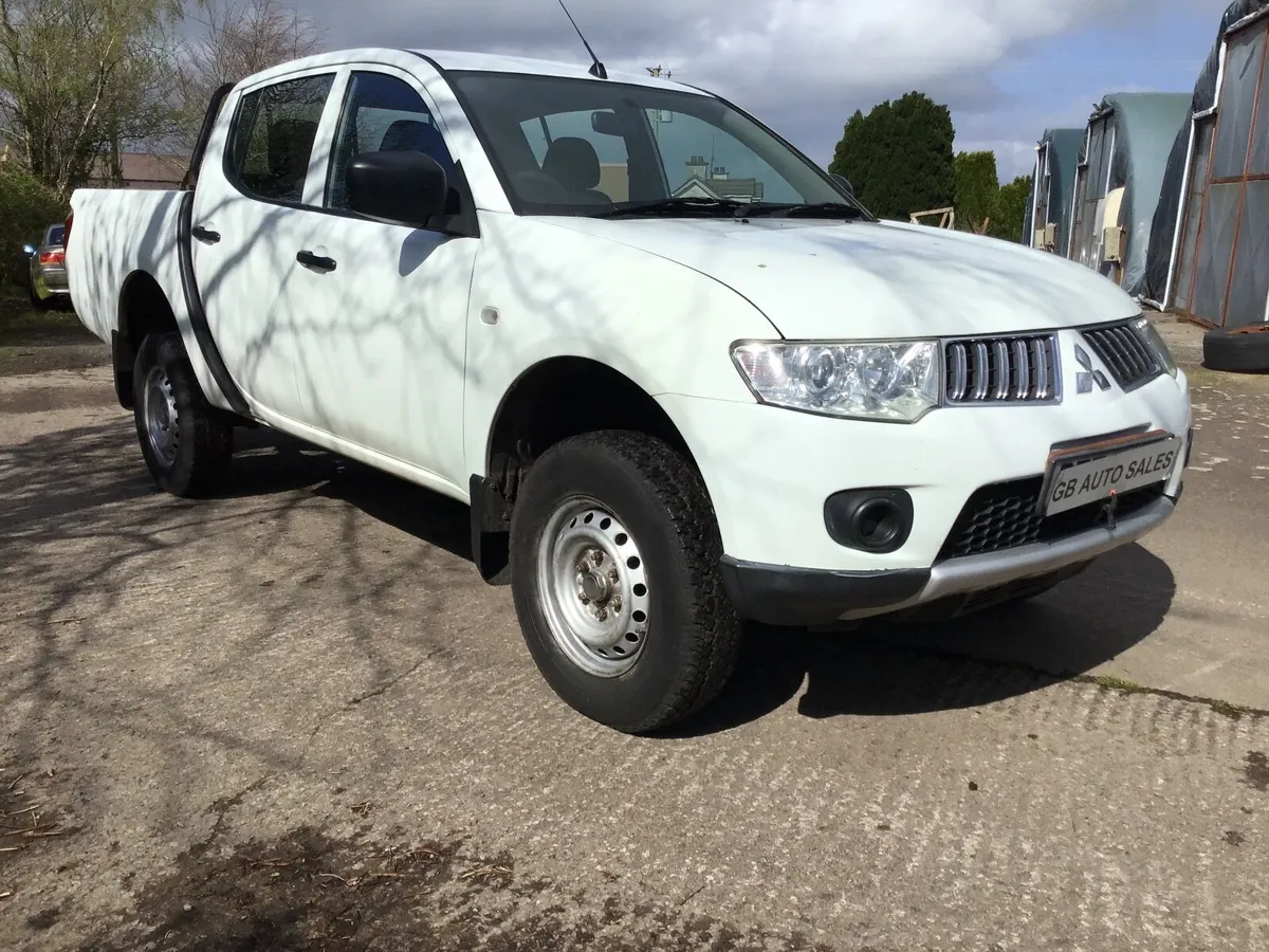 Mitsubishi L200 2014 - Image 2