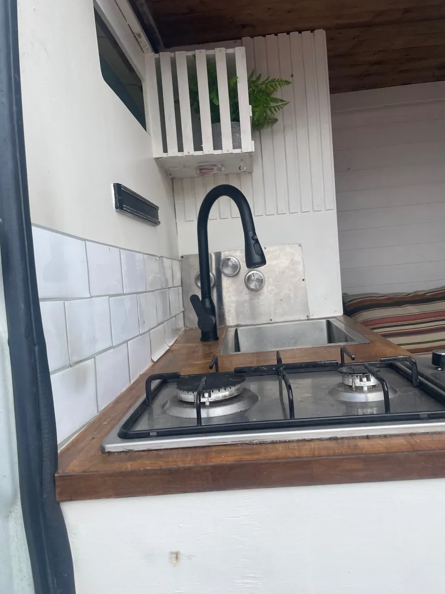 Camper van - Image 3