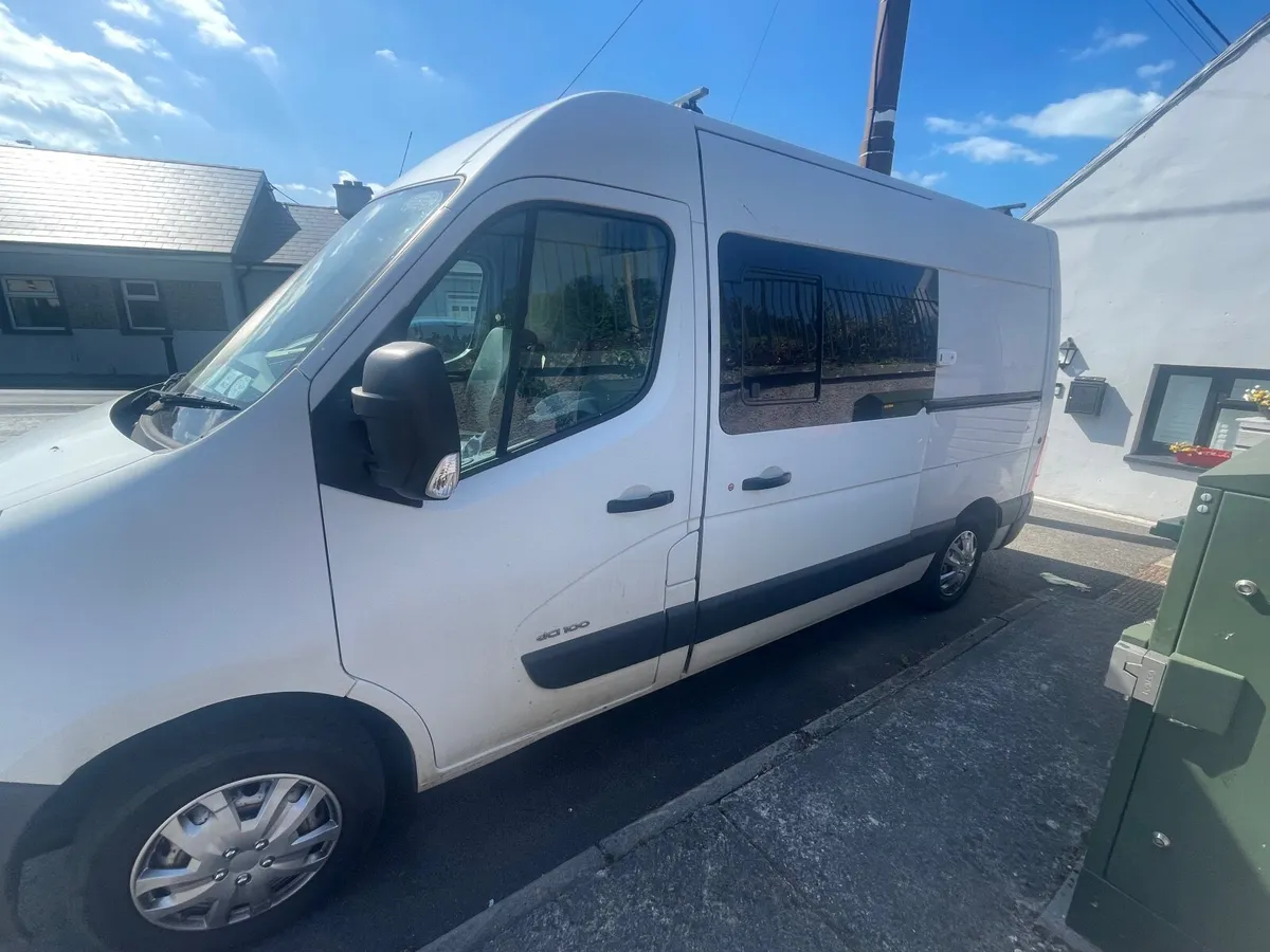 Camper van - Image 4