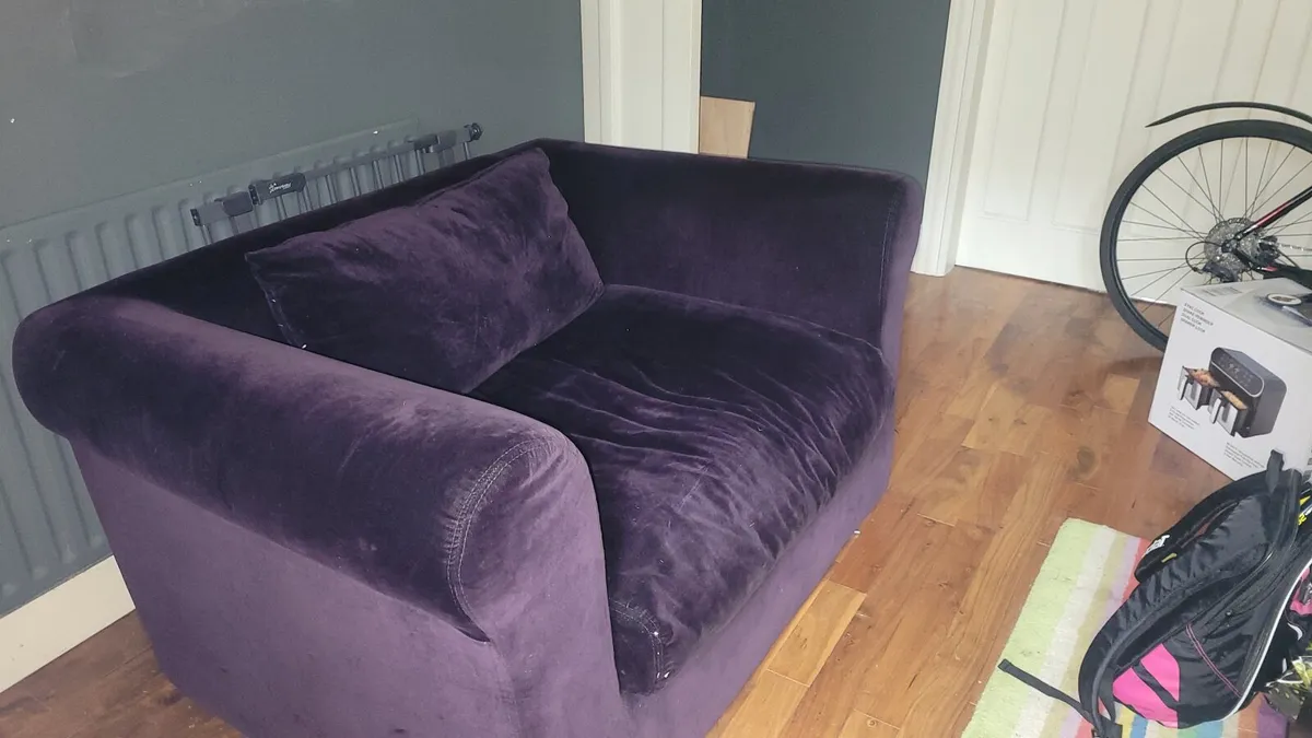 Sofa - Image 3