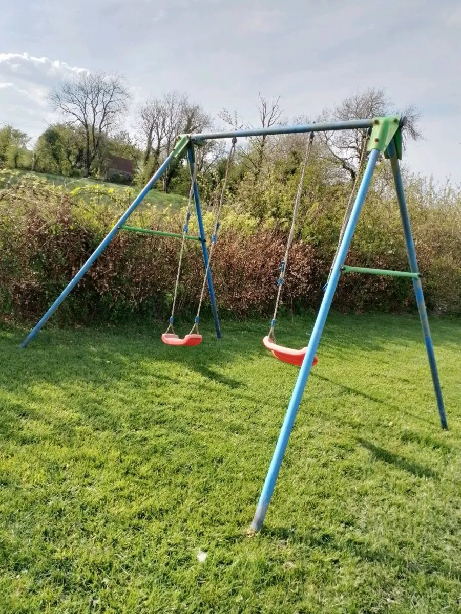 Swing - Image 1