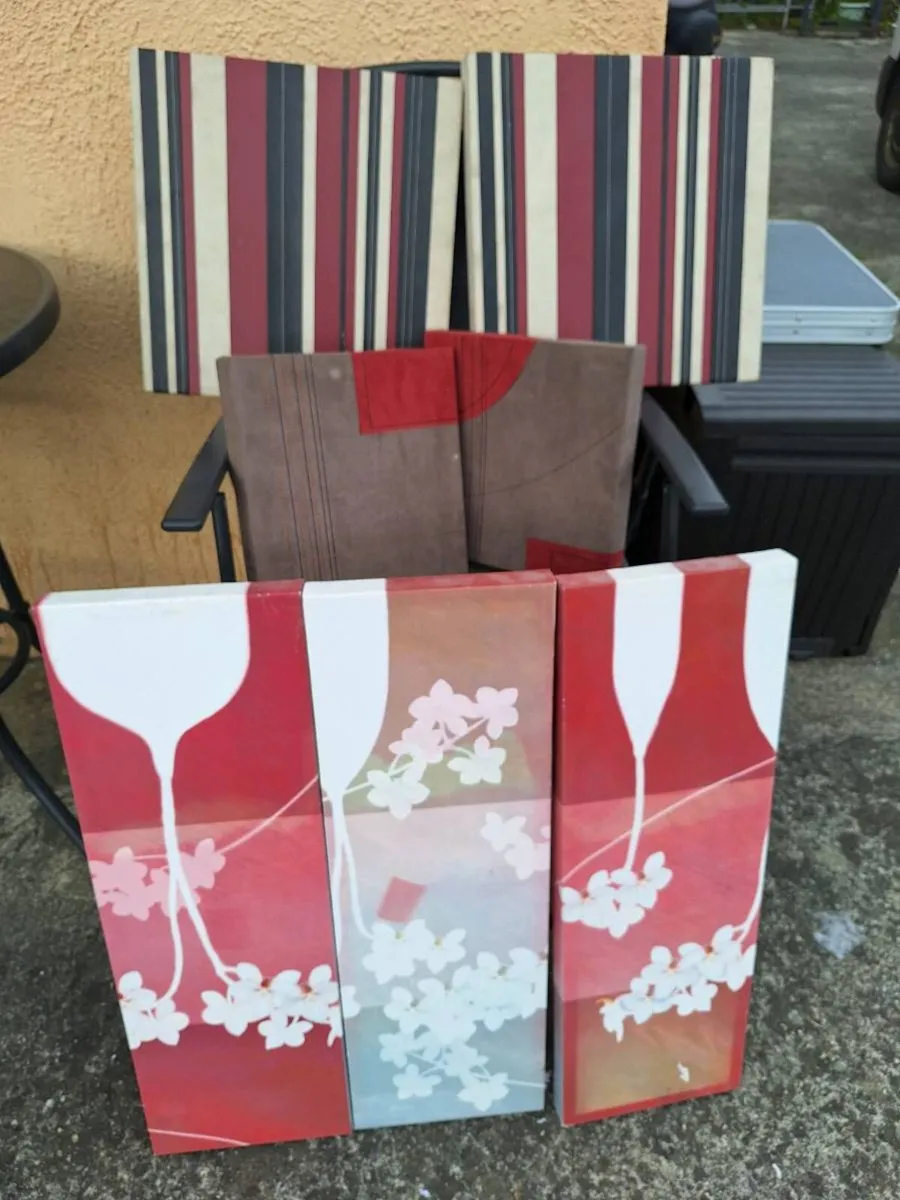 Old wall art €20 for the lot