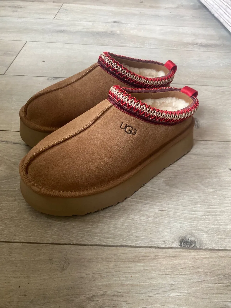 UGG Tazz II Platform Slippers - Image 1