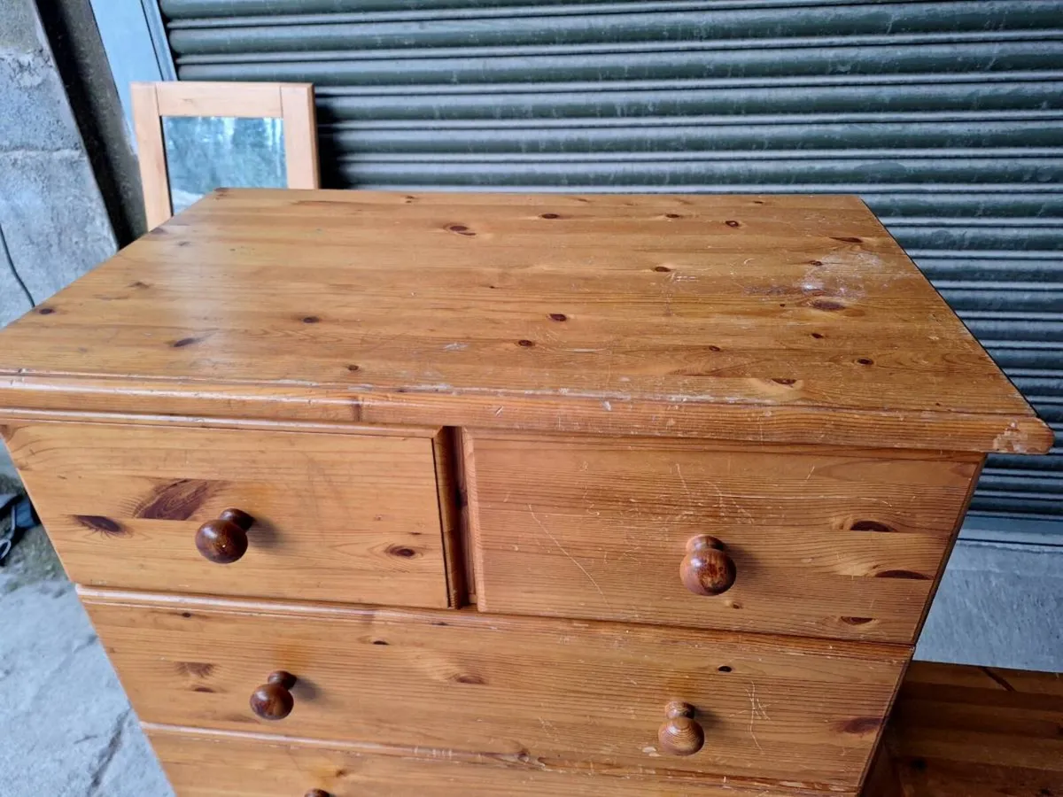 Large pine chest of drawers and locker () - Image 2