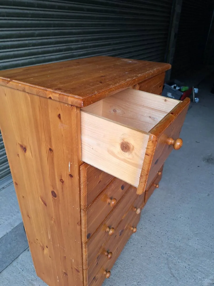 Large pine chest of drawers and locker () - Image 3