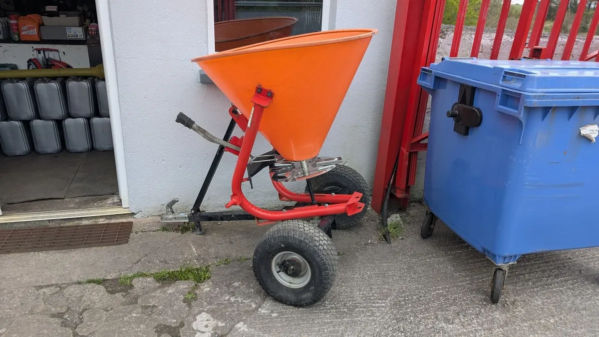 New Quad Fertiliser Spreader