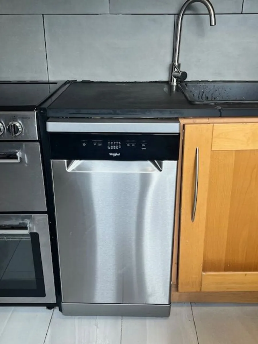 Dishwasher - Image 2