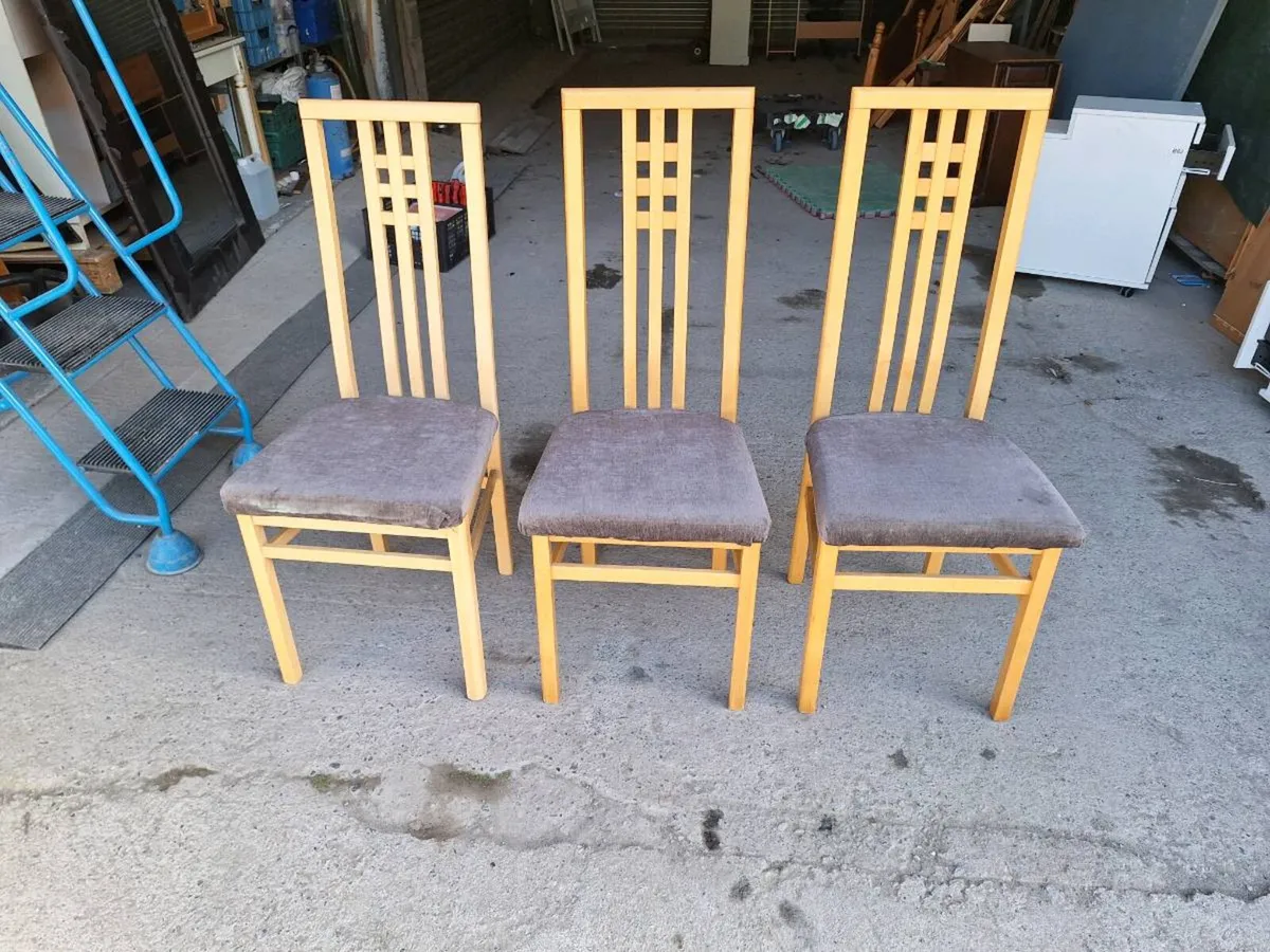 Three chairs (DELIVERY) - Image 1