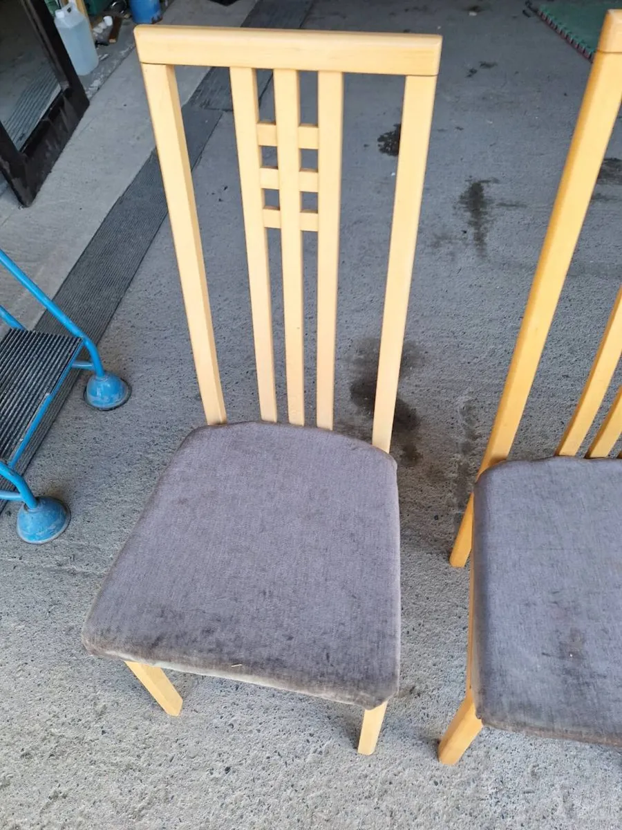 Three chairs (DELIVERY) - Image 3