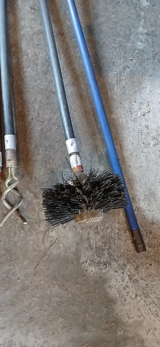 Complete set of drainage rods/ Chimney brushes - Image 1
