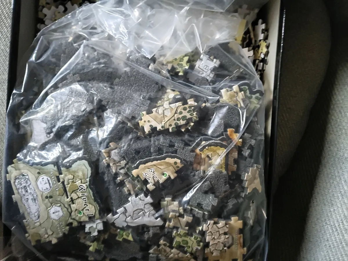 Jigsaw  ... Game of Thrones - Image 2