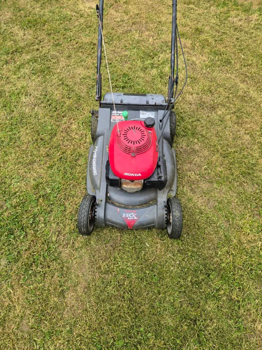 Honda HRX 537 hydrostatic lawn mower - Image 2